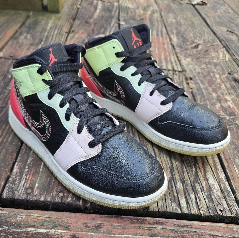 Nike Air Jordan 1 Mid Glow-In-The-Dark (GS), Black, Pink, Jade, Red 6.5 Youth